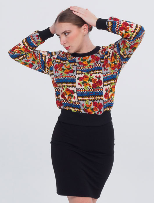 Chandail en tricot à motif coloré