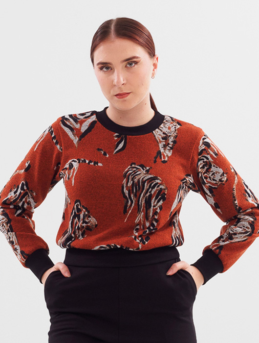 Chandail à manches longues caramel avec motif de tigres